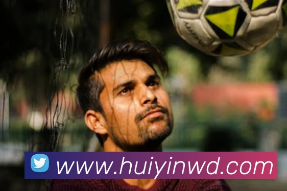 问鼎娱乐APP 封面图